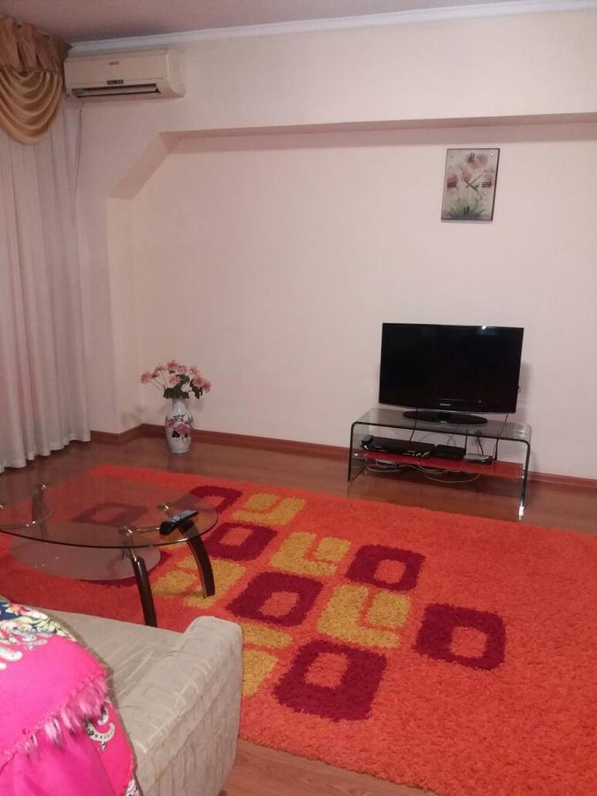 Flat Apartment Almaty Luaran gambar