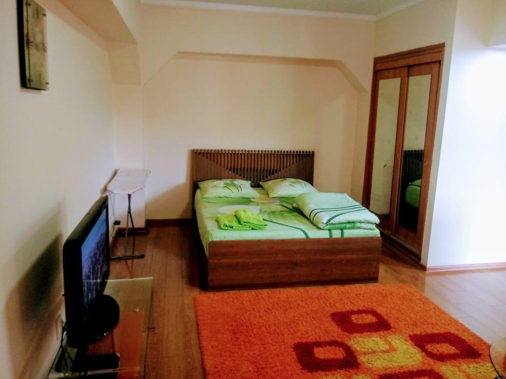 Flat Apartment Almaty Luaran gambar